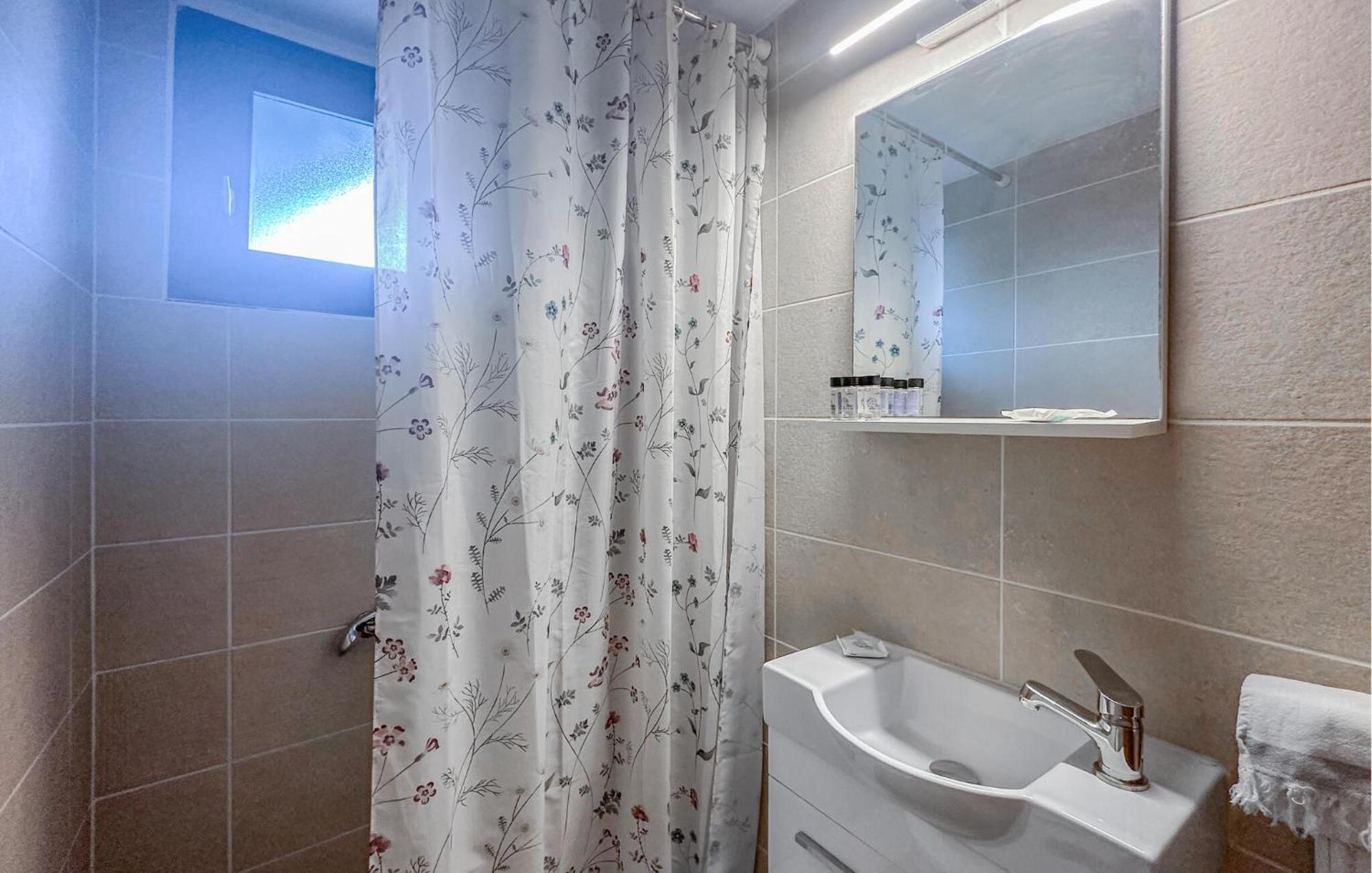 2 Bedroom Lovely Apartment In Leventoxori, Ilias Korakochori Ngoại thất bức ảnh